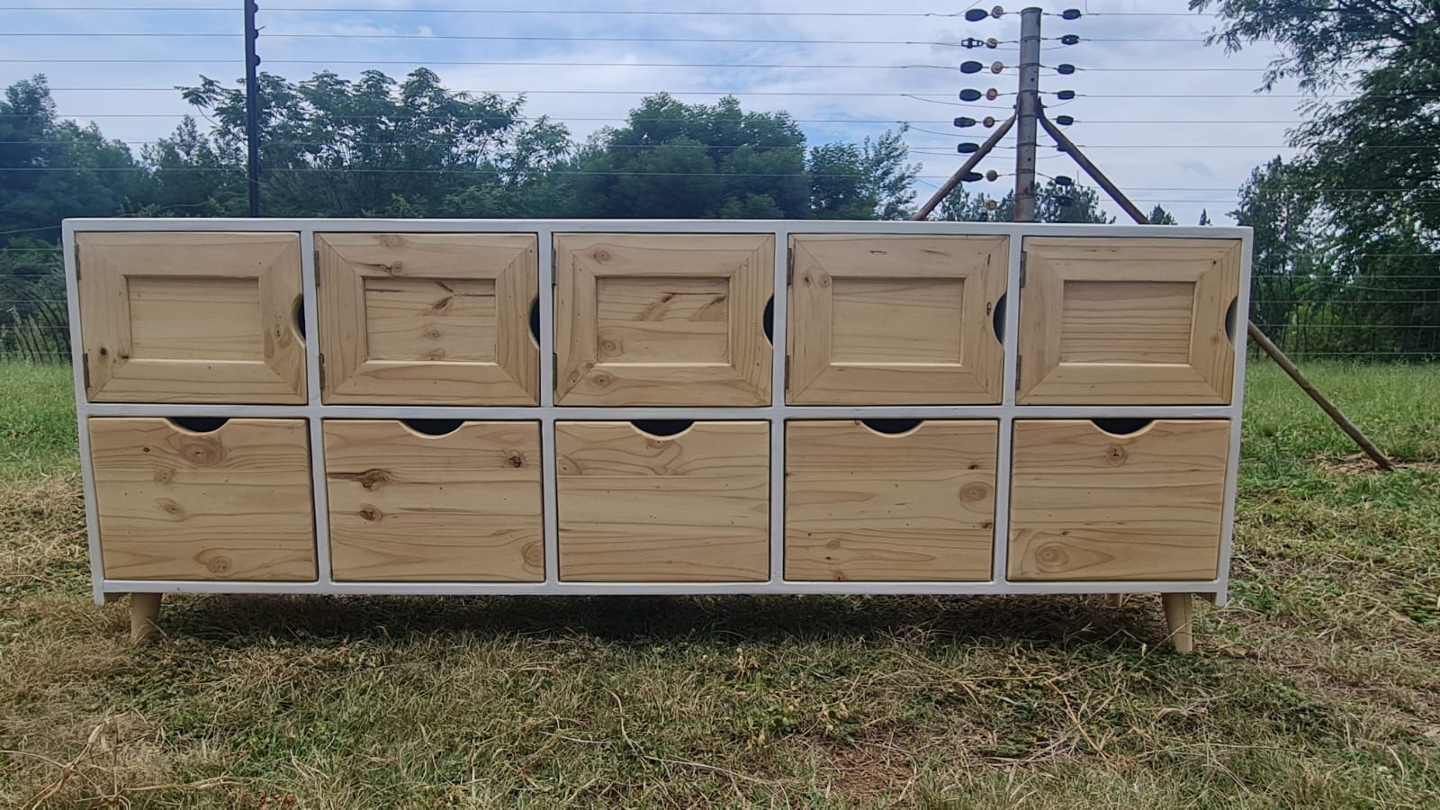 10 cube cubby set on feet displayed outdoors