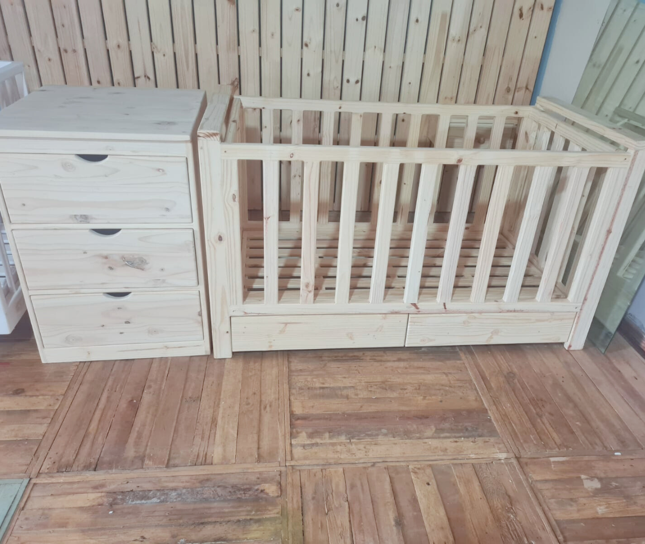 Wooden Crib Set