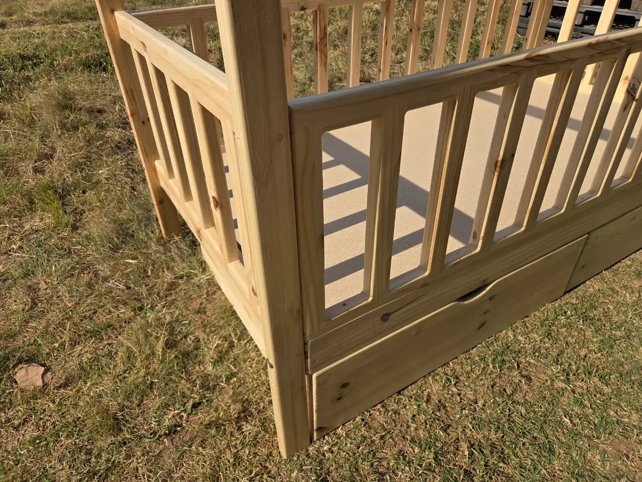 Inverted House Frame Bed - Image 2