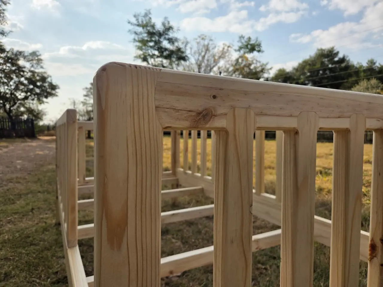 Rail bed - Image 2