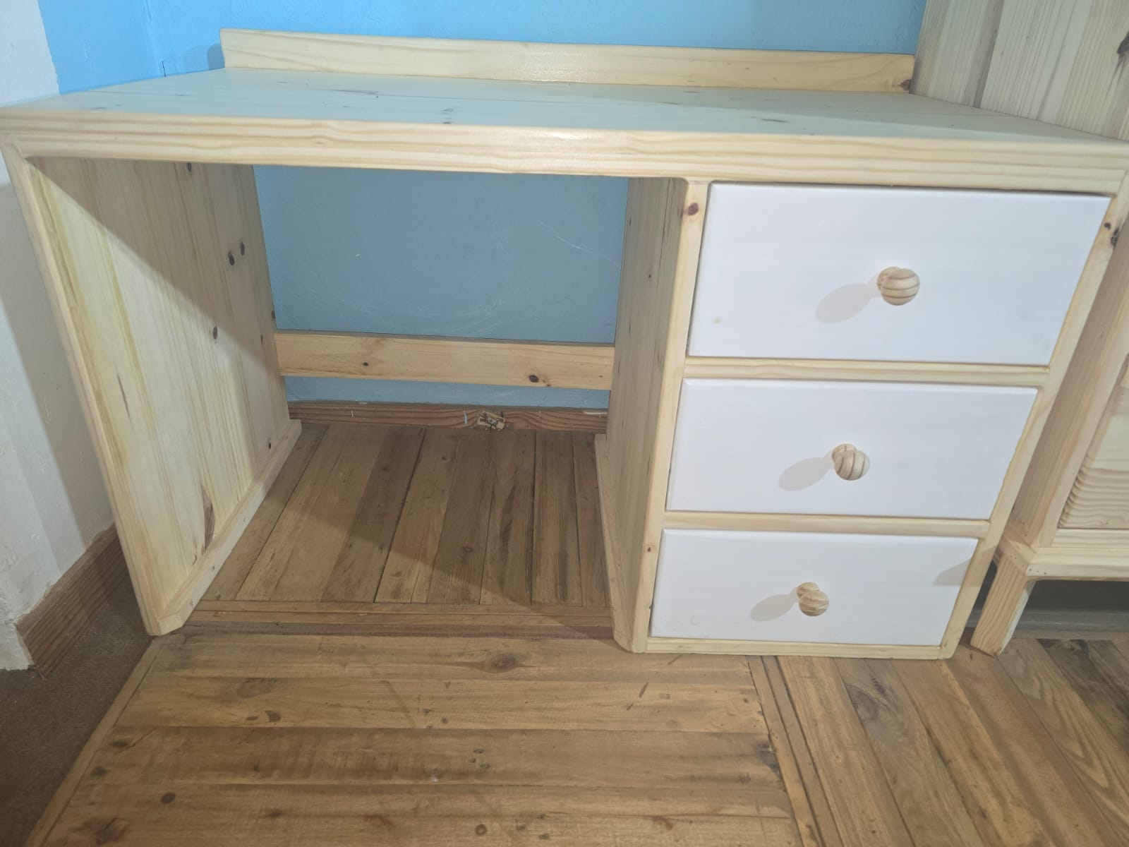white and pine kids desk with 3 drawers