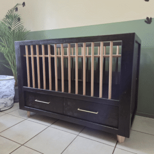 Houtgoeters Aria Crib | Baby Furniture | Wooden Crib