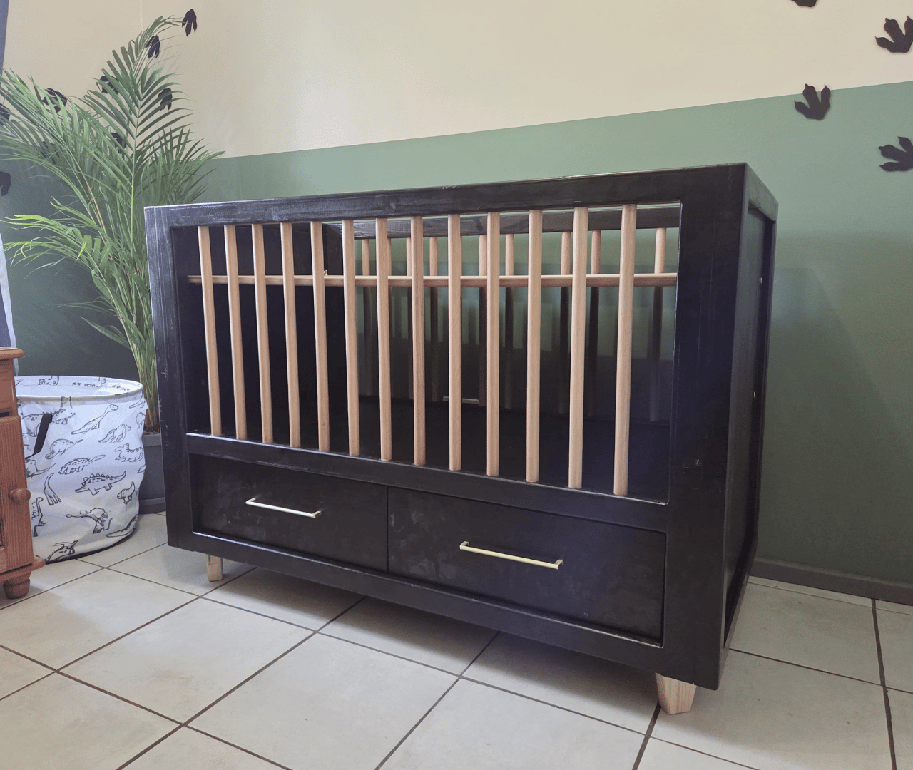 Houtgoeters Aria Crib | Baby Furniture | Wooden Crib